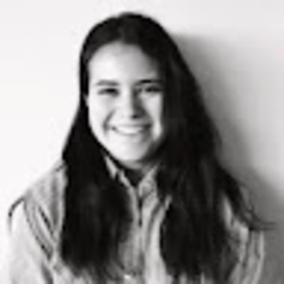 Meet your Posher, Sarah - Picture 1 of 1